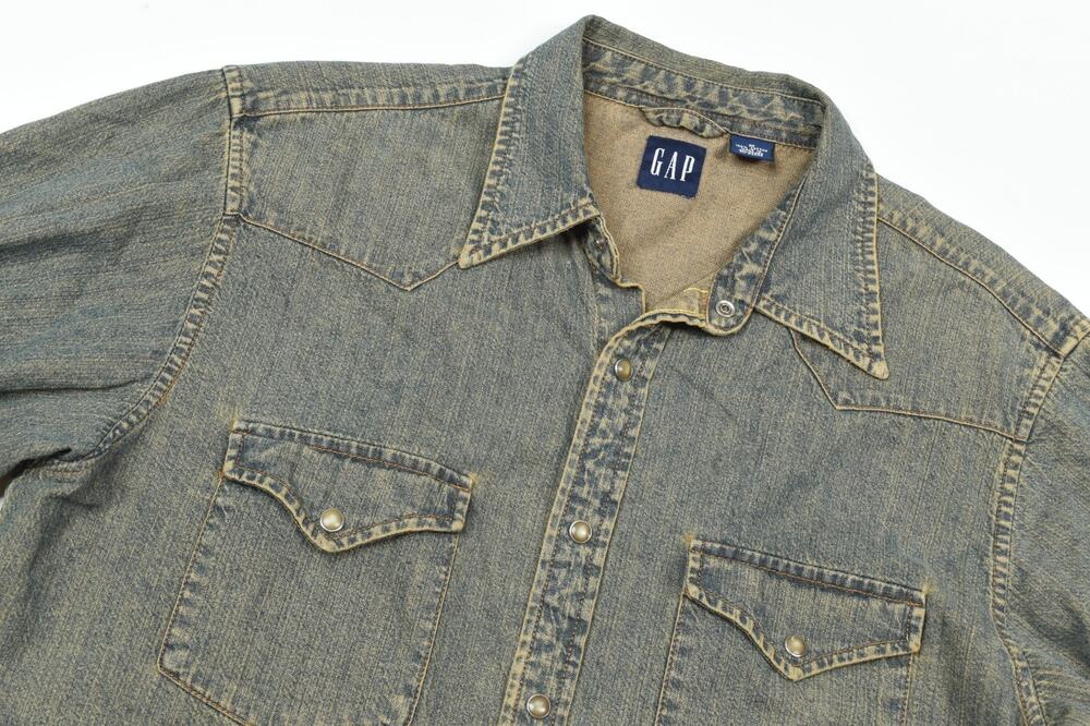 GAP Casual Button-Down Denim Shirt in Faded Blue-Green